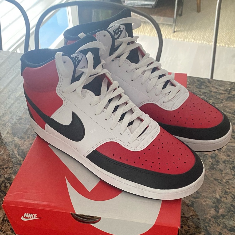 Nike court vision